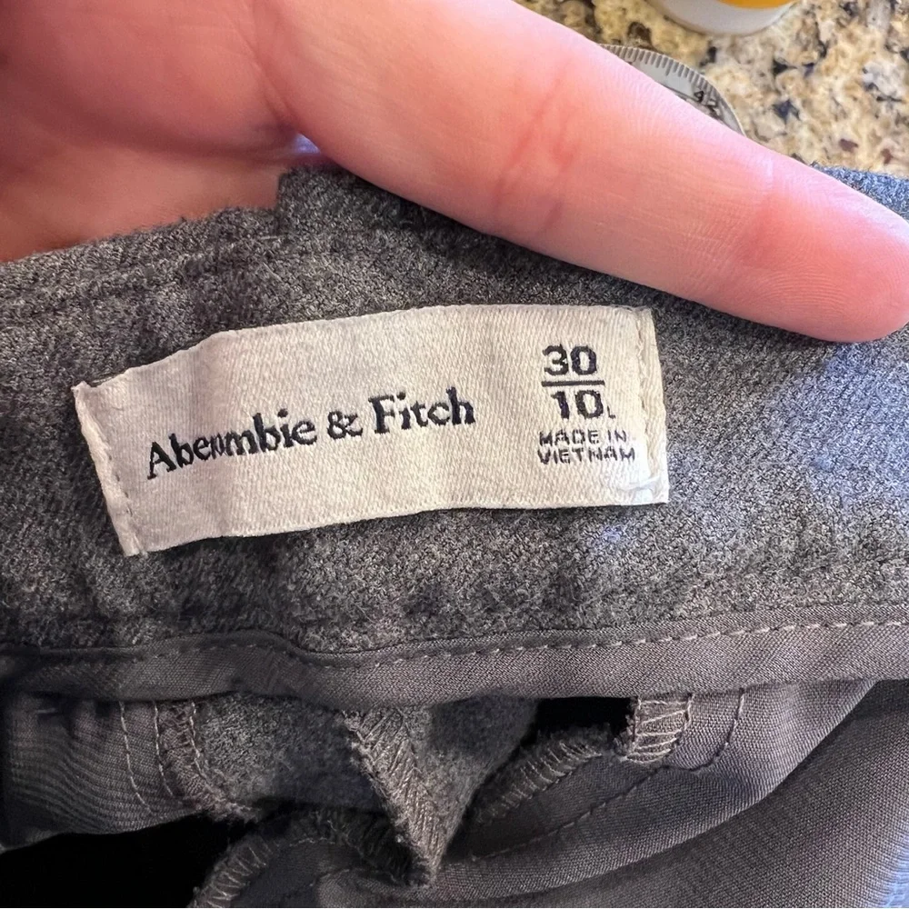 Abercrombie and Fitch Sloane Tailored Trousers Women’s Grey Size 30 / 10 LONG - Picture 7 of 8